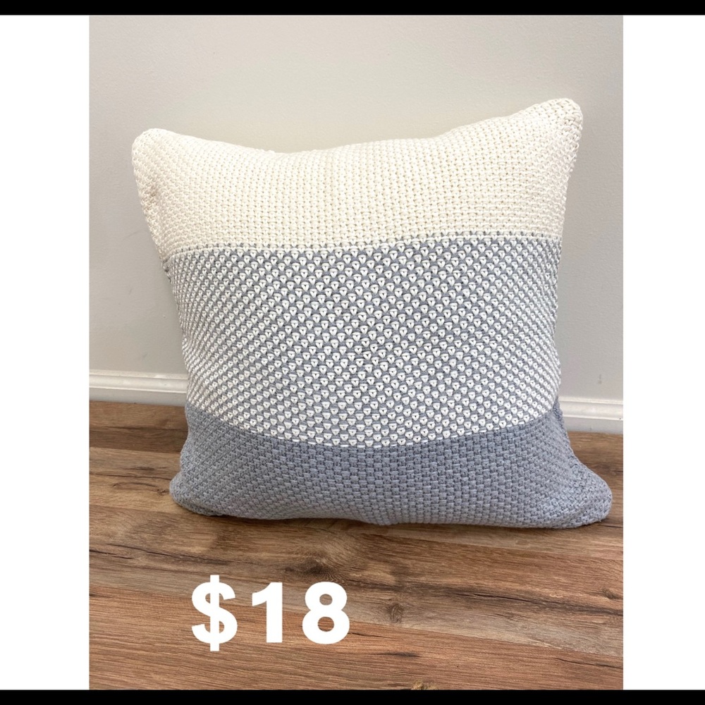 Gray accent pillow